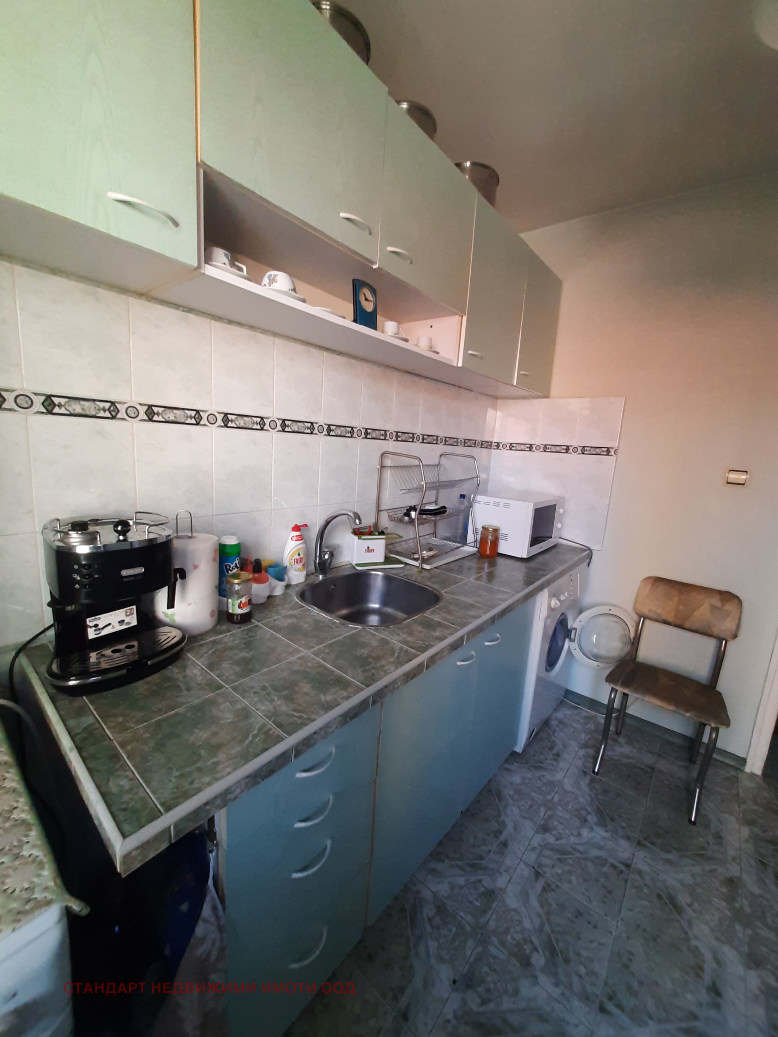 Продава ЕТАЖ ОТ КЪЩА, гр. Пловдив, Кършияка, снимка 2 - Етаж от къща - 51685781