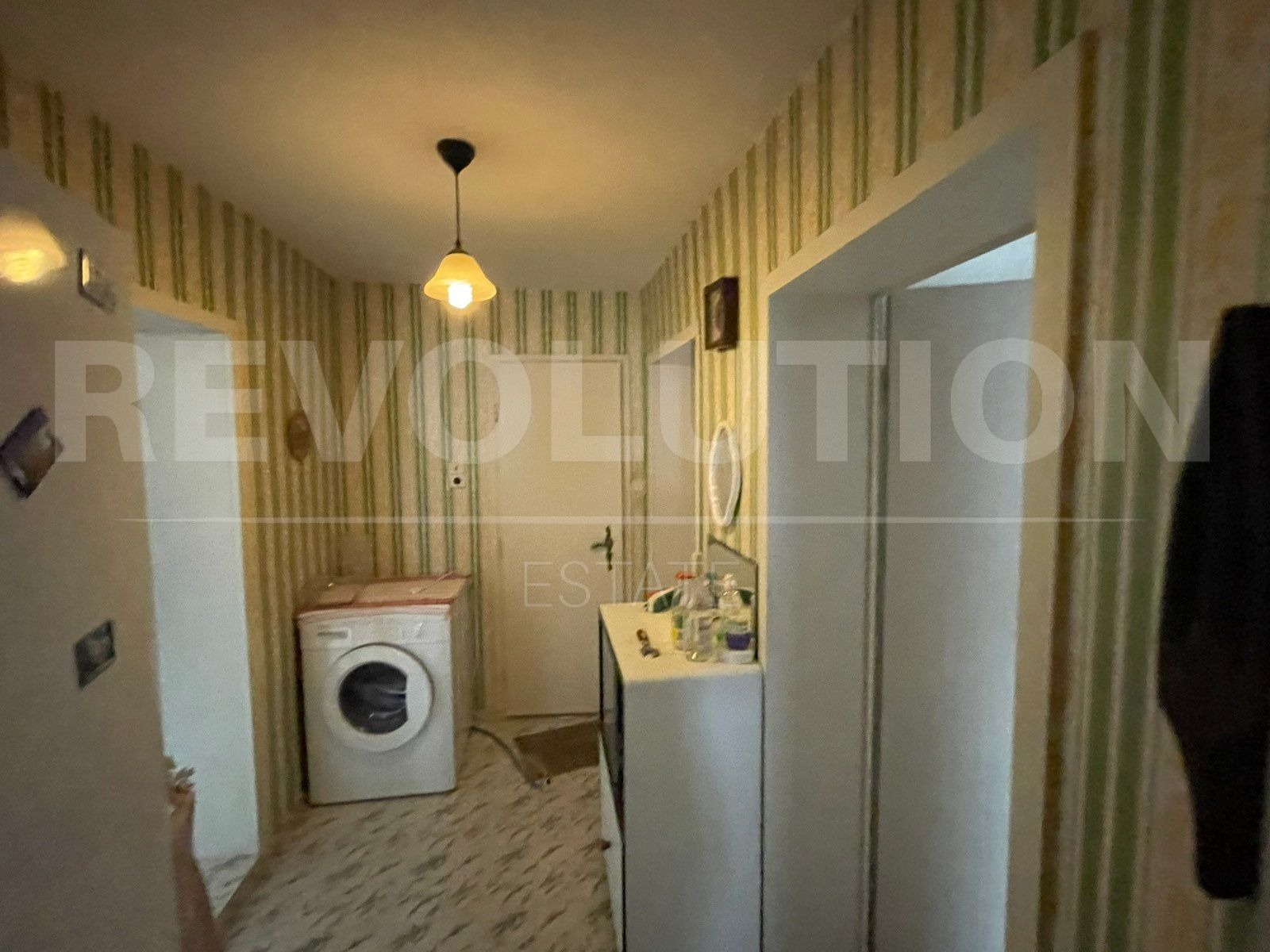 Продава КЪЩА, гр. София, с. Войнеговци, снимка 9 - Къщи - 53902574