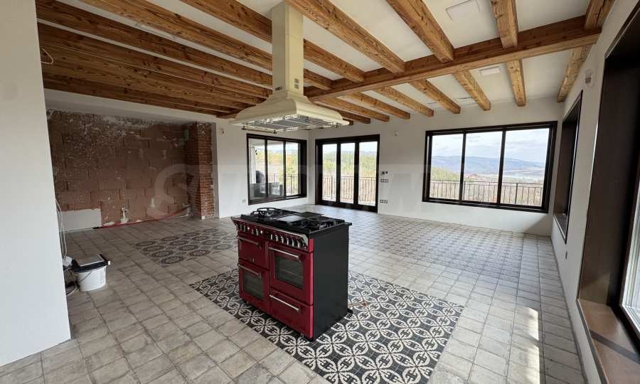 Продава КЪЩА, гр. Елена, област Велико Търново, снимка 9 - Къщи - 55693704