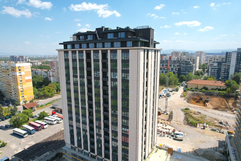 Продава  3-стаен град София , Банишора , 96 кв.м | 91860017 - изображение [2]