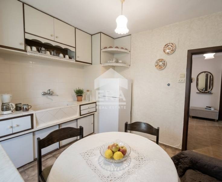 Продава 3-СТАЕН, гр. Хасково, Република, снимка 2 - Апартаменти - 54709865