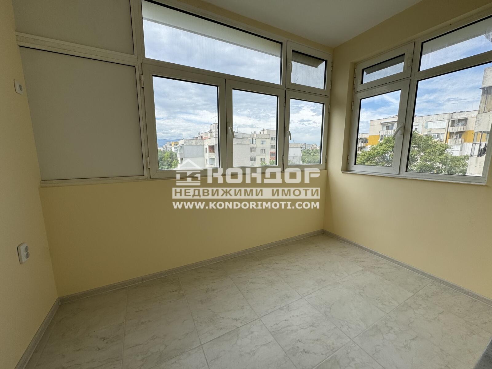 Продава 2-СТАЕН, гр. Пловдив, Тракия, снимка 2 - Апартаменти - 54605401