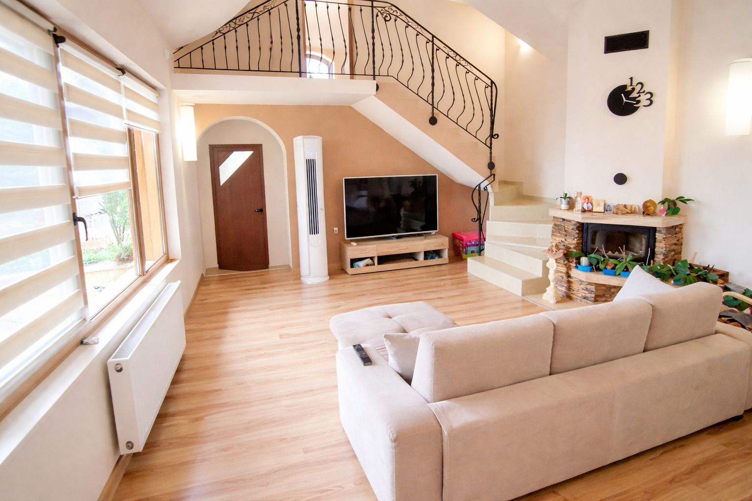 Продава КЪЩА, гр. Варна, м-т Евксиноград, снимка 5 - Къщи - 54066955