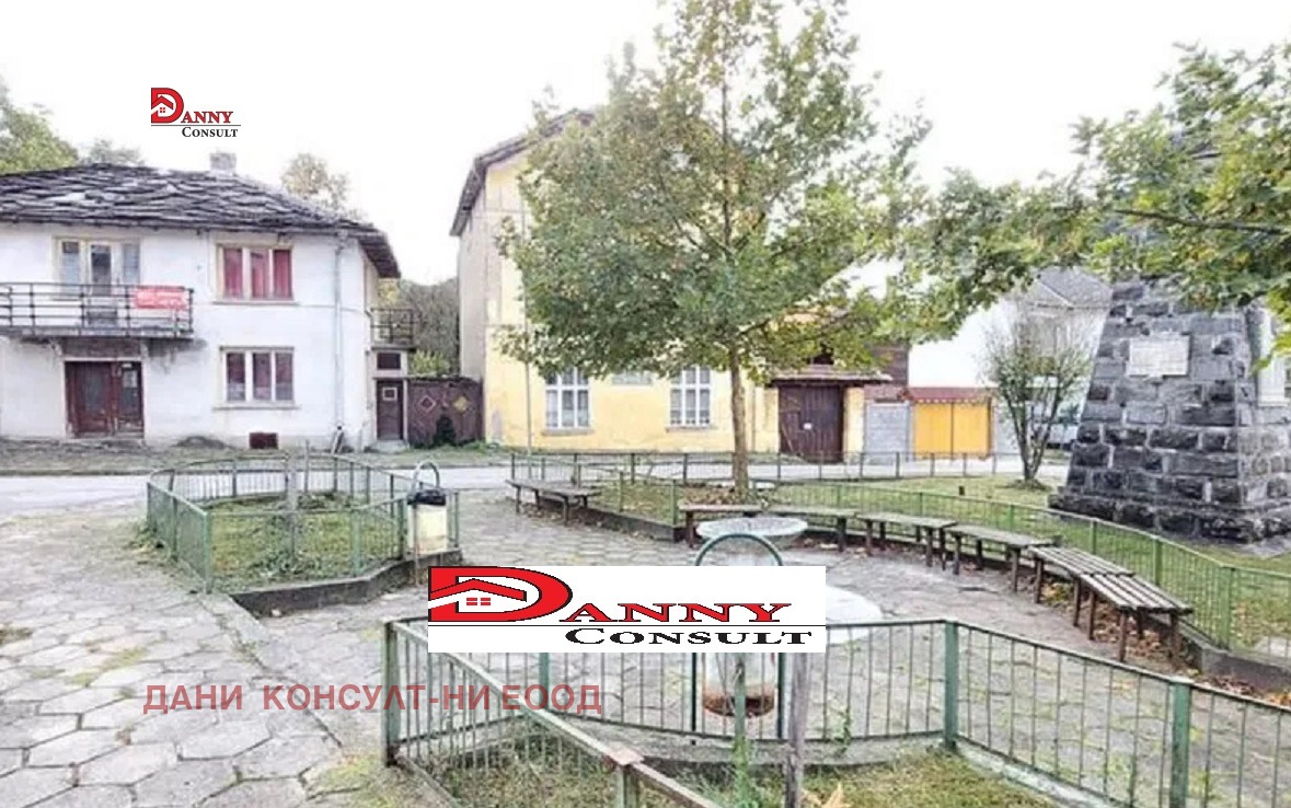 Продава КЪЩА, с. Кръвеник, област Габрово, снимка 7 - Къщи - 54679132