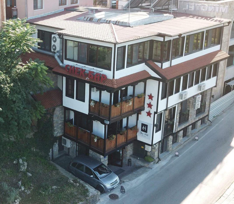 Продава ХОТЕЛ в град Велико Търново, Стара част - 666 кв.м / 1 670 000 € » 3 266 236.10 лв., СЕЛЕКТ БГ