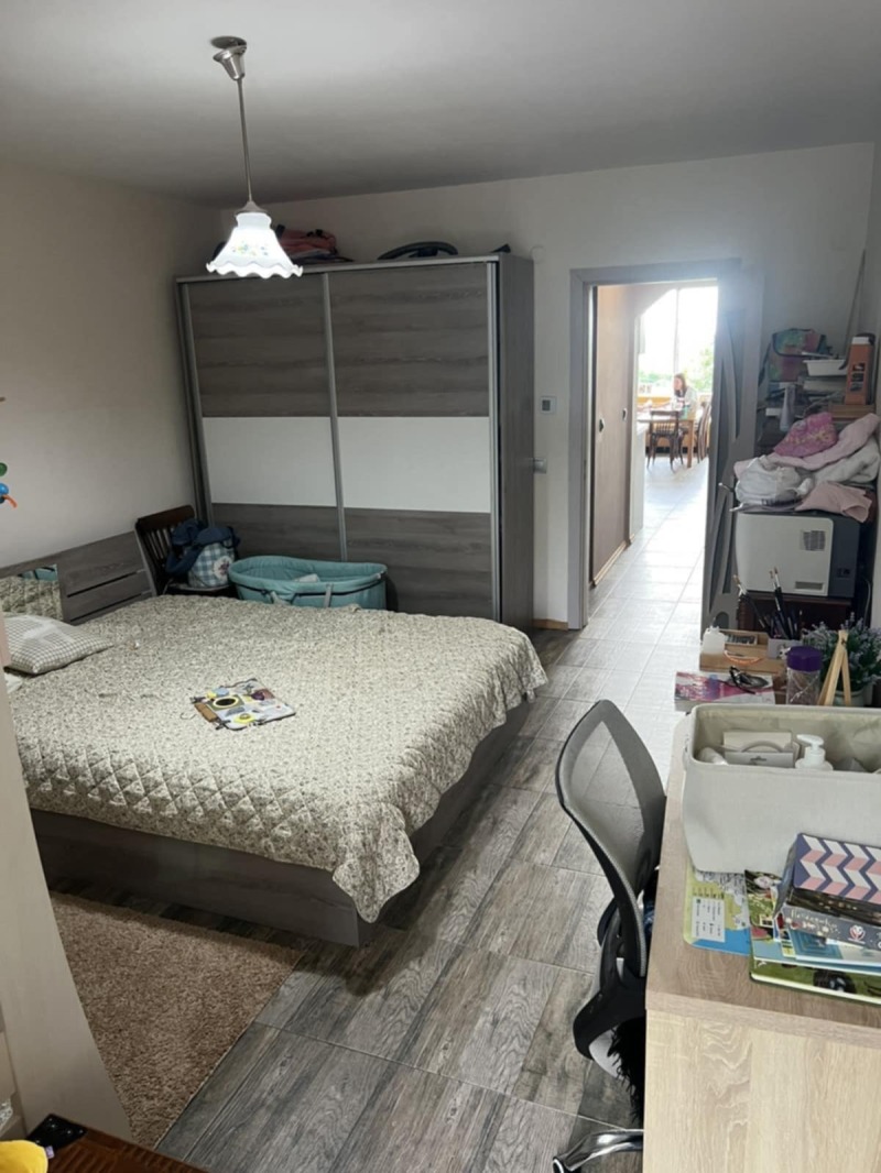 Продава  2-стаен град Плевен , Широк център , 77 кв.м | 36811019 - изображение [4]