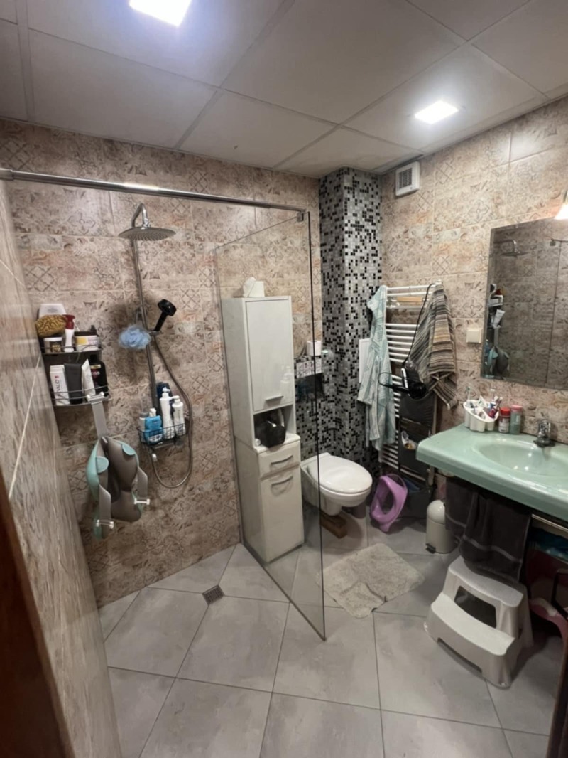 Продава  2-стаен град Плевен , Широк център , 77 кв.м | 36811019 - изображение [6]