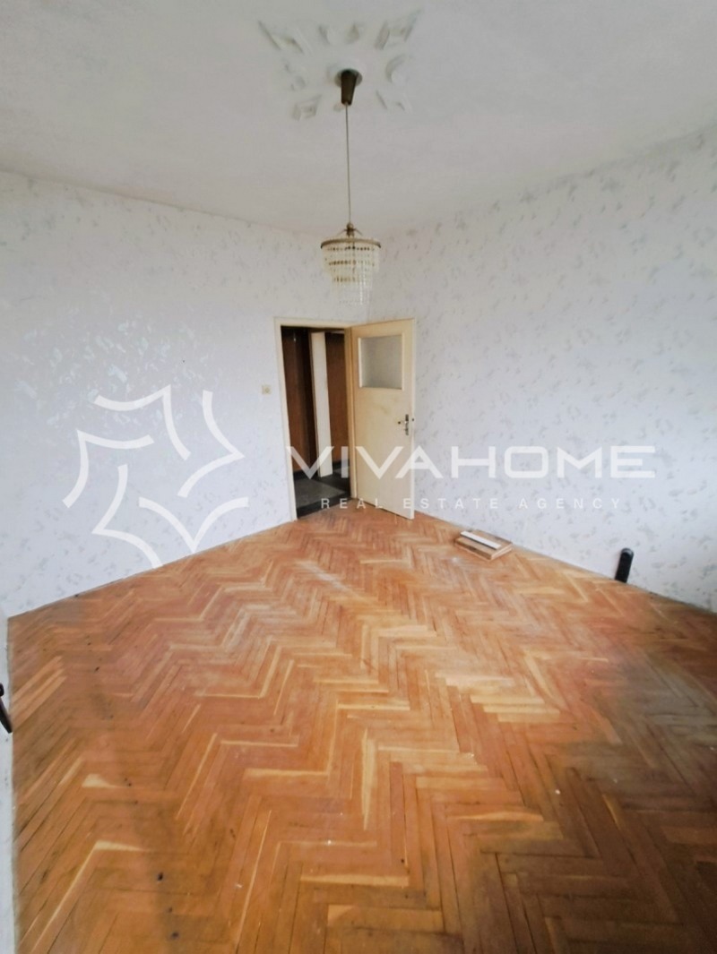 Продава 3-СТАЕН, гр. Варна, Младост 2, снимка 2 - Апартаменти - 52738721