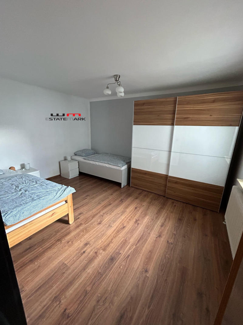 Продава ХОТЕЛ, с. Вакарел, област София област, снимка 2 - Хотели - 52248821