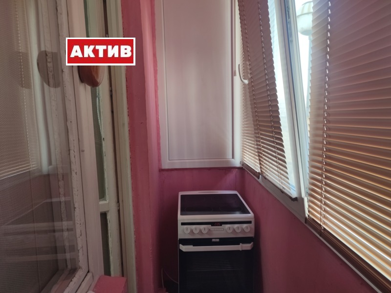 Продава  2-стаен град Търговище , Запад 3 , 60 кв.м | 45905960 - изображение [11]