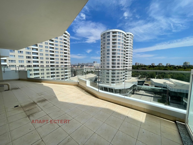 À venda  3 quartos Burgas , Vazrajdane , 219 m² | 57197332 - imagem [2]