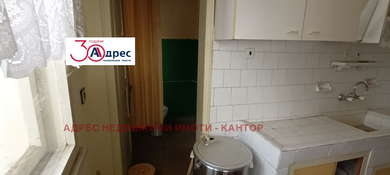 Продава КЪЩА, гр. Елена, област Велико Търново, снимка 9 - Къщи - 48736843