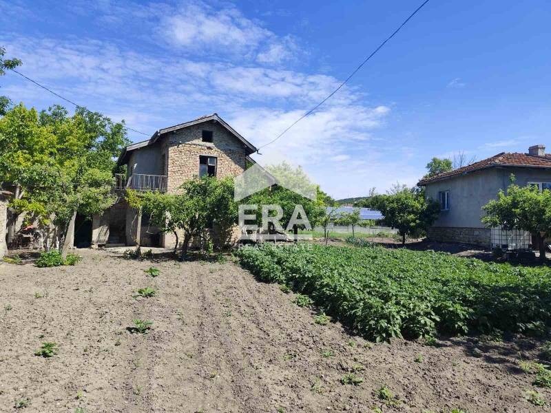 Продава КЪЩА, гр. Суворово, област Варна, снимка 2 - Къщи - 54777494