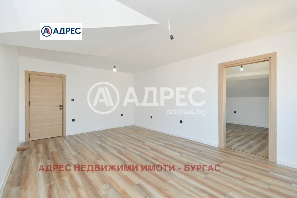 Продава 3-СТАЕН, гр. Бургас, Център, снимка 7 - Апартаменти - 53825379