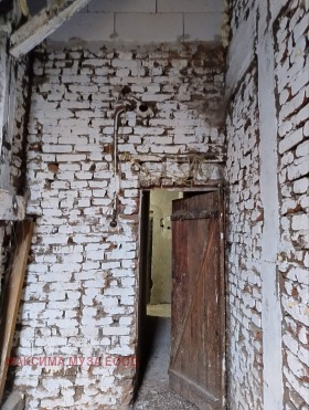 Studio Tsentar, Sofia 13