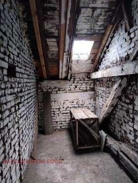 Studio Tsentar, Sofia 14