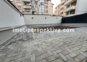 1 quarto Kiutchuk Parij, Plovdiv 5