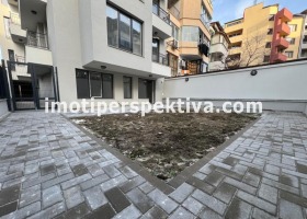 1 quarto Kiutchuk Parij, Plovdiv 4