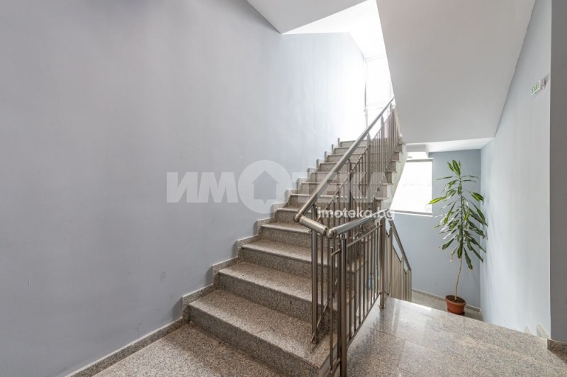 Продава  2-стаен град Варна , Възраждане 1 , 55 кв.м | 86896443 - изображение [14]