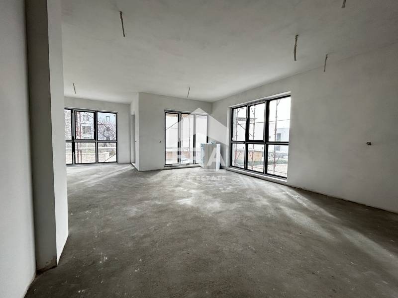 Продава 4-СТАЕН, гр. Варна, Бриз, снимка 5 - Апартаменти - 41117686