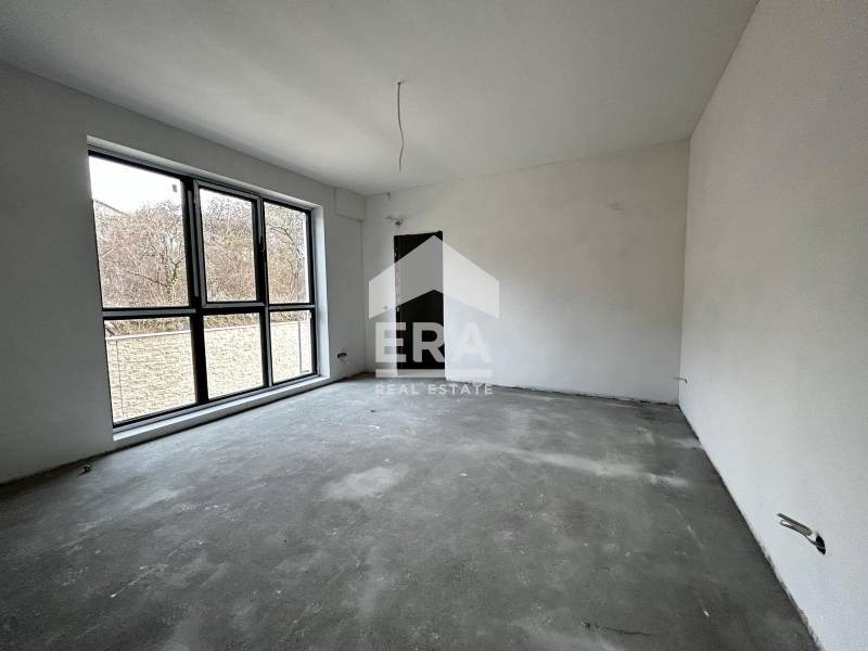 Продава 4-СТАЕН, гр. Варна, Бриз, снимка 8 - Апартаменти - 41117686