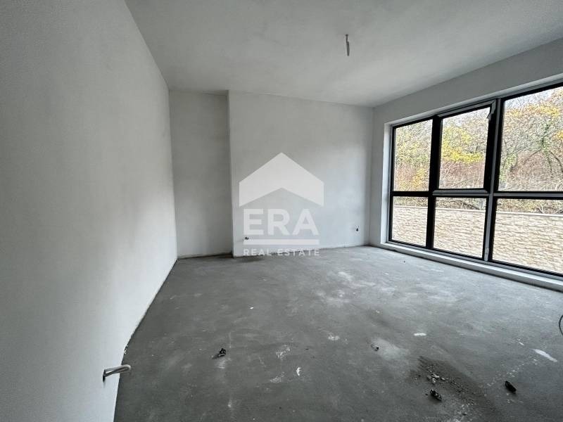 Продава 4-СТАЕН, гр. Варна, Бриз, снимка 9 - Апартаменти - 41117686