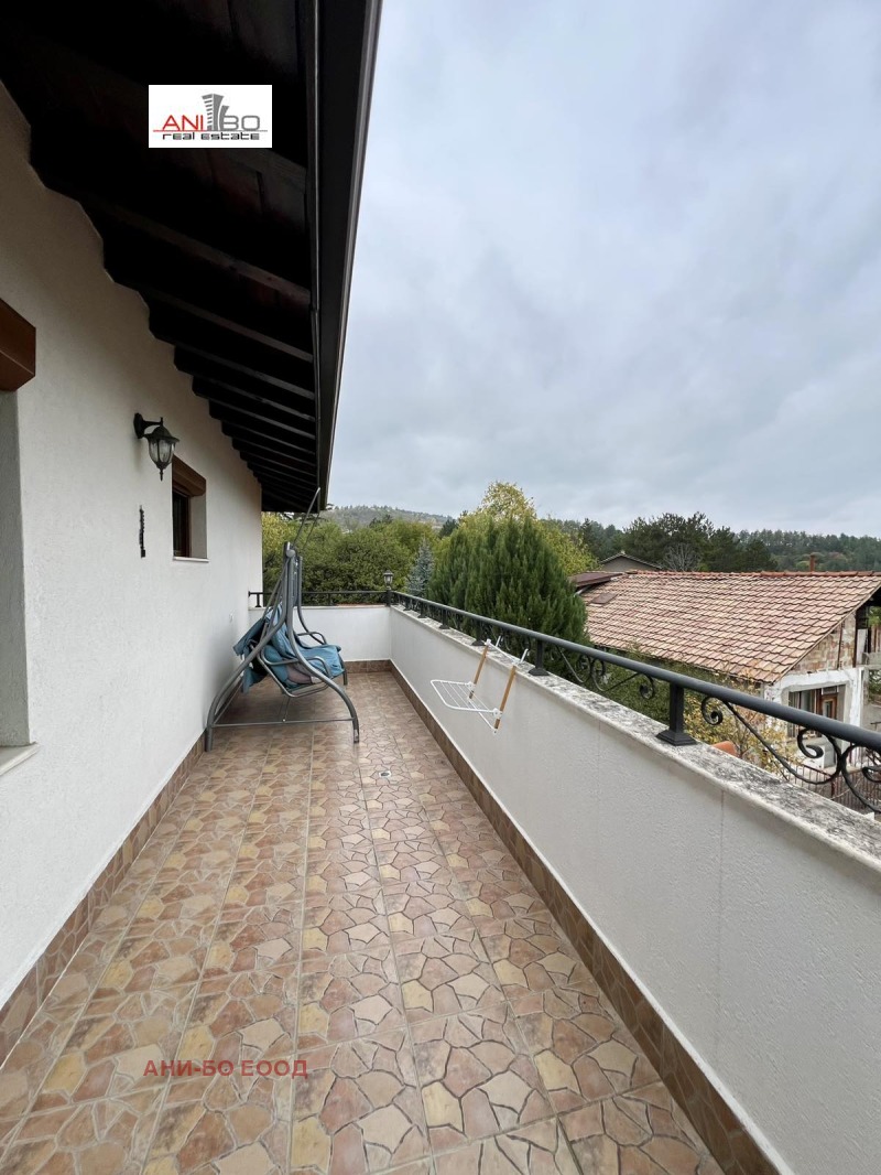 Продава КЪЩА, гр. София, с. Панчарево, снимка 11 - Къщи - 52197507