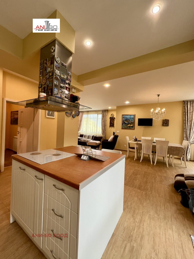 Продава КЪЩА, гр. София, с. Панчарево, снимка 2 - Къщи - 52197507