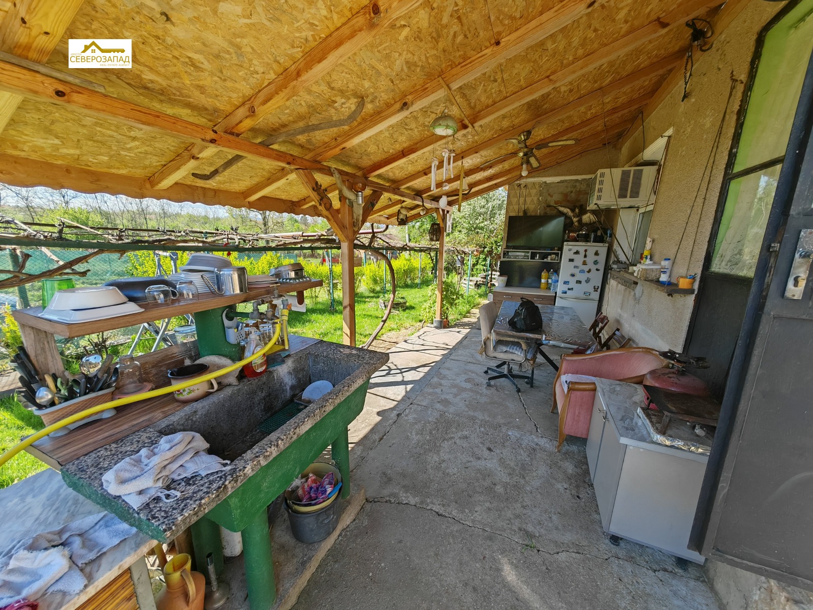 Продава КЪЩА, с. Славотин, област Монтана, снимка 2 - Къщи - 54329544