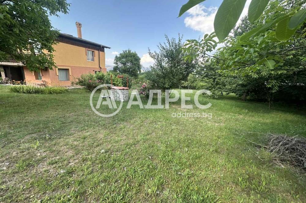 Продава КЪЩА, с. Боснек, област Перник, снимка 15 - Къщи - 55380129