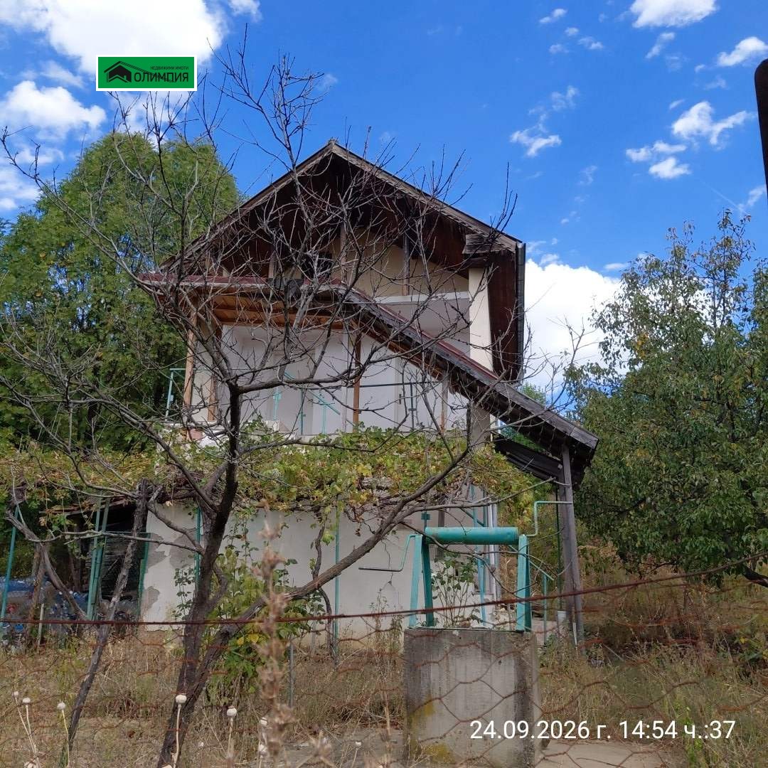 Продава ВИЛА, гр. Враца, Студентски град
