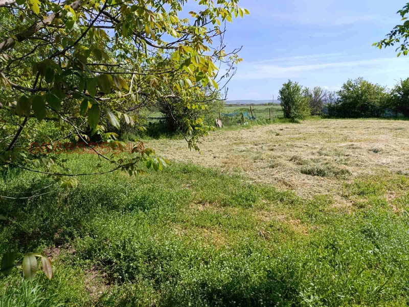 Продава ПАРЦЕЛ в област Плевен, гр. Долни Дъбник - 800 кв.м / 9 900 € » 19 362.72 лв.