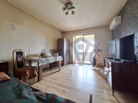 1 chambre Izgrev, Plovdiv