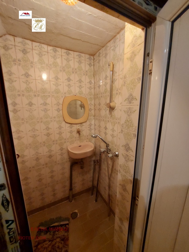 Продава ЕТАЖ ОТ КЪЩА, гр. Шумен, Военно училище, снимка 7 - Етаж от къща - 53234598