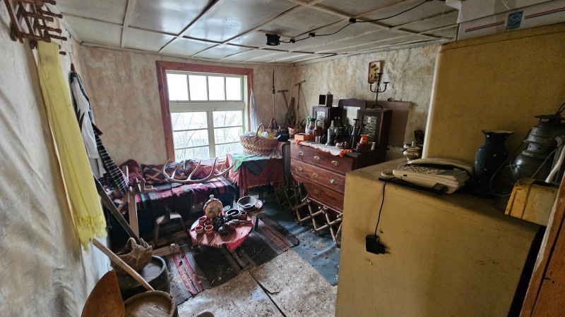 Продава КЪЩА, с. Ушинци, област Разград, снимка 4 - Къщи - 53241055