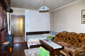 2 Schlafzimmer Meden rudnik - zona W, Burgas 8