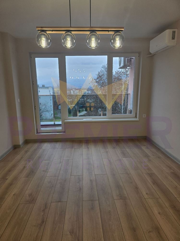 Продава 2-СТАЕН, гр. Пловдив, Кючук Париж, снимка 2 - Апартаменти - 54422721