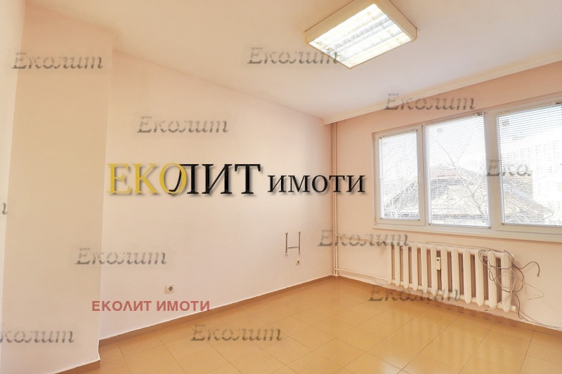 Продава 3-СТАЕН, гр. София, Център, снимка 5 - Aпартаменти - 47802826