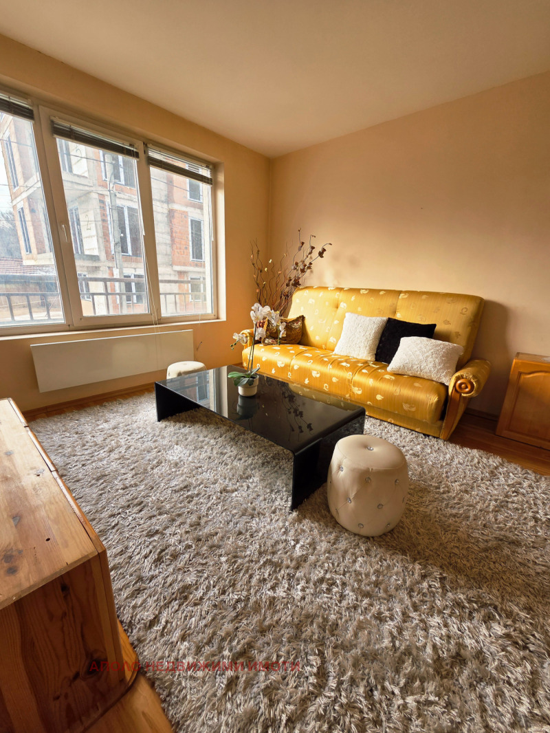 Продава 3-СТАЕН, гр. София, Триъгълника, снимка 2 - Апартаменти - 53004954