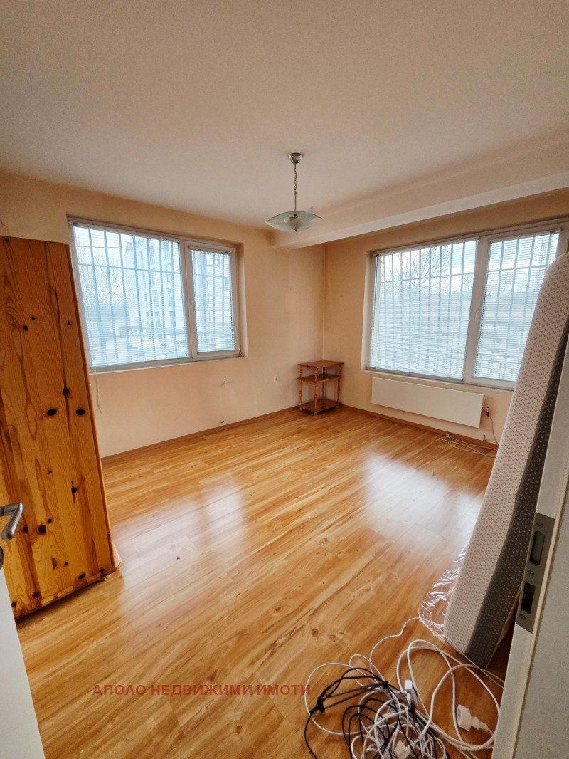 Продава 3-СТАЕН, гр. София, Триъгълника, снимка 2 - Апартаменти - 53004954