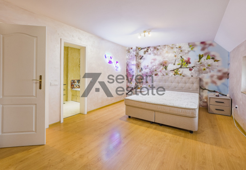 Продава МЕЗОНЕТ, гр. София, Център, снимка 3 - Апартаменти - 53233940