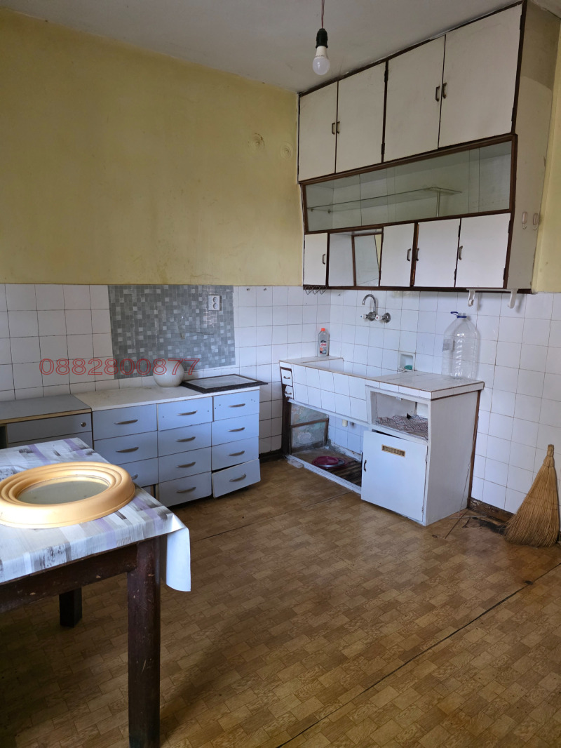 Продава  Етаж от къща град Хасково , Център , 94 кв.м | 42402330 - изображение [7]