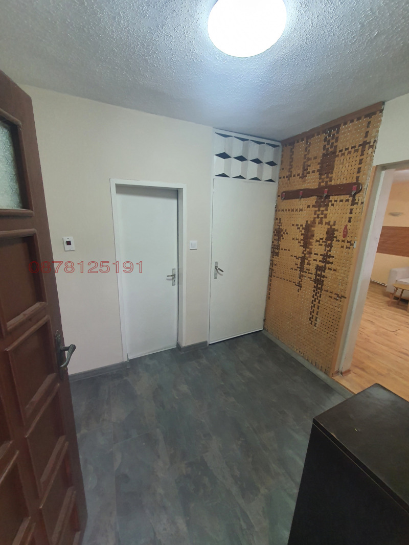 Продава КЪЩА, гр. Търговище, Бряг, снимка 9 - Къщи - 52785206