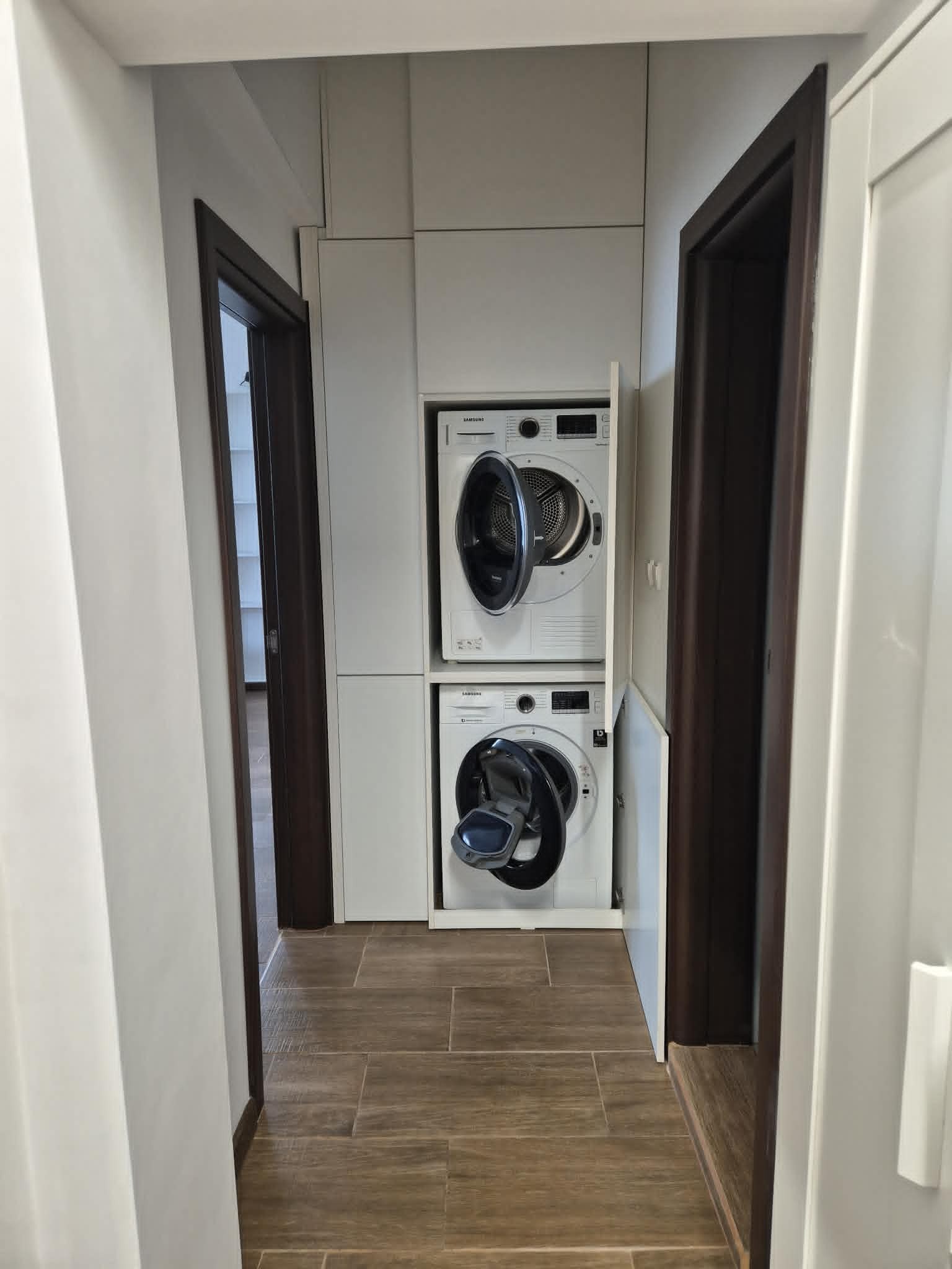 Продава 3-СТАЕН, гр. София, Център, снимка 6 - Апартаменти - 52559234