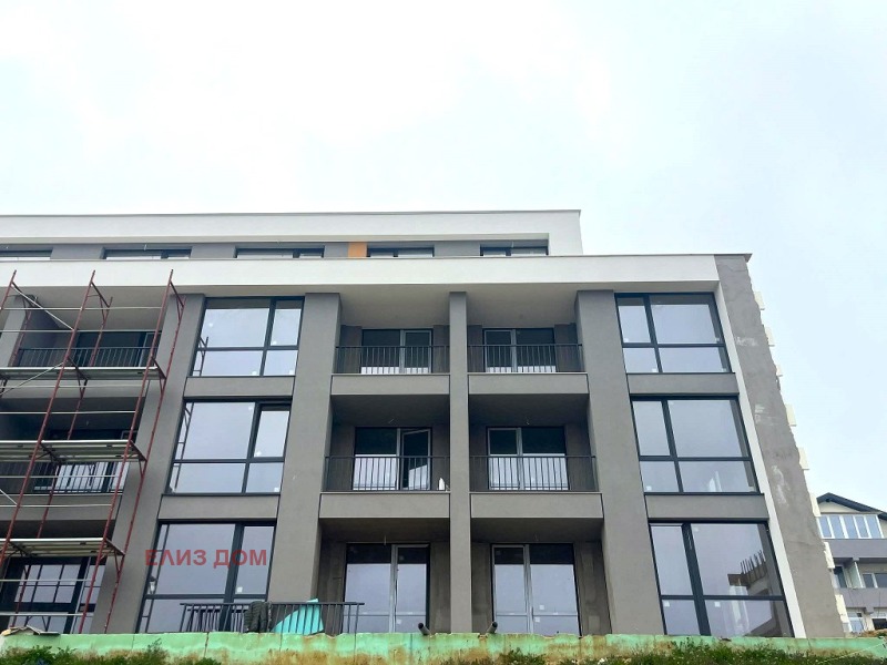 Продава 2-СТАЕН в град Варна, м-т Пчелина - 67 кв.м / 130 650 € » 255 529.19 лв., ЕЛИЗ ДОМ