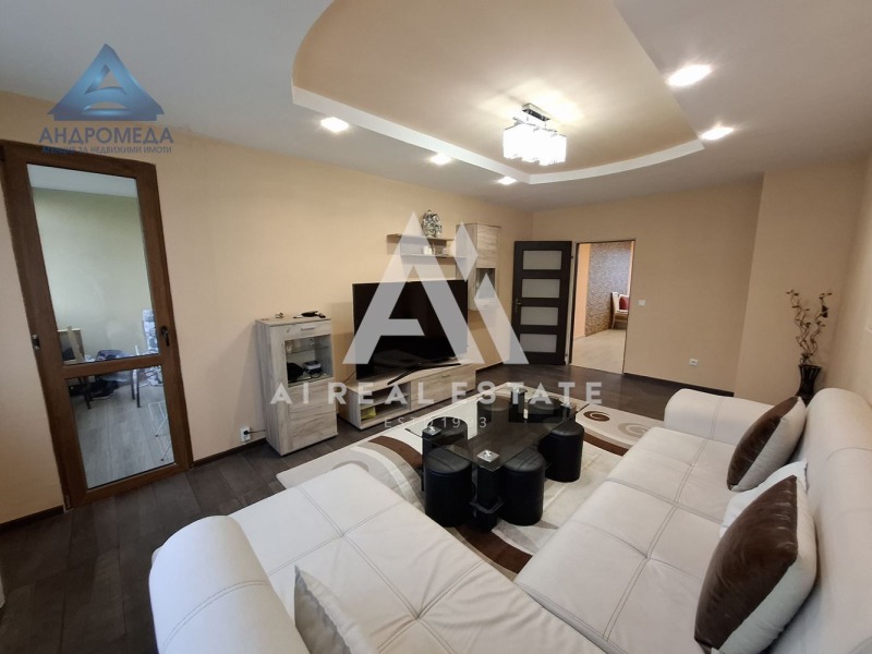 Продава  3-стаен град Плевен , Дружба 4 , 83 кв.м | 77902128 - изображение [4]