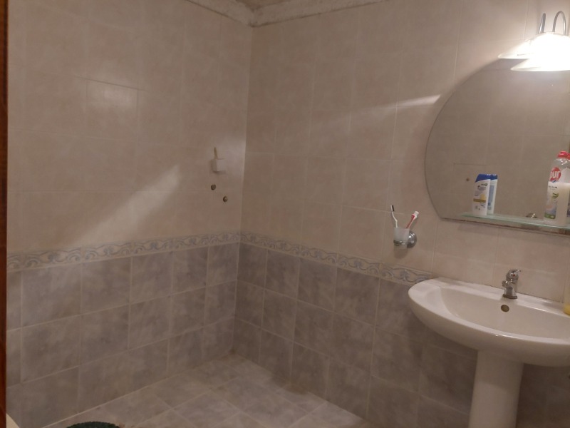 Eladó  3 hálószobás Sofia , Borovo , 225 négyzetméter | 47796940 - kép [11]