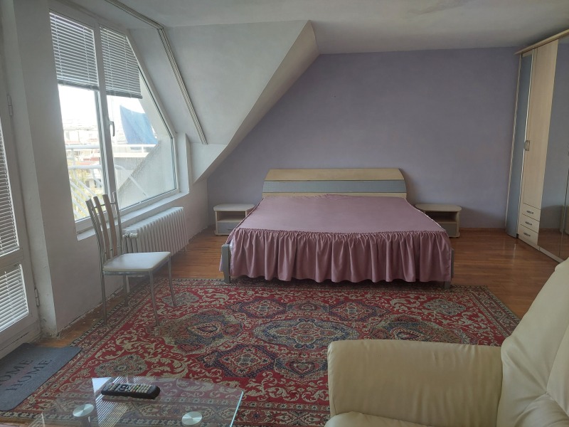Eladó  3 hálószobás Sofia , Borovo , 225 négyzetméter | 47796940 - kép [7]