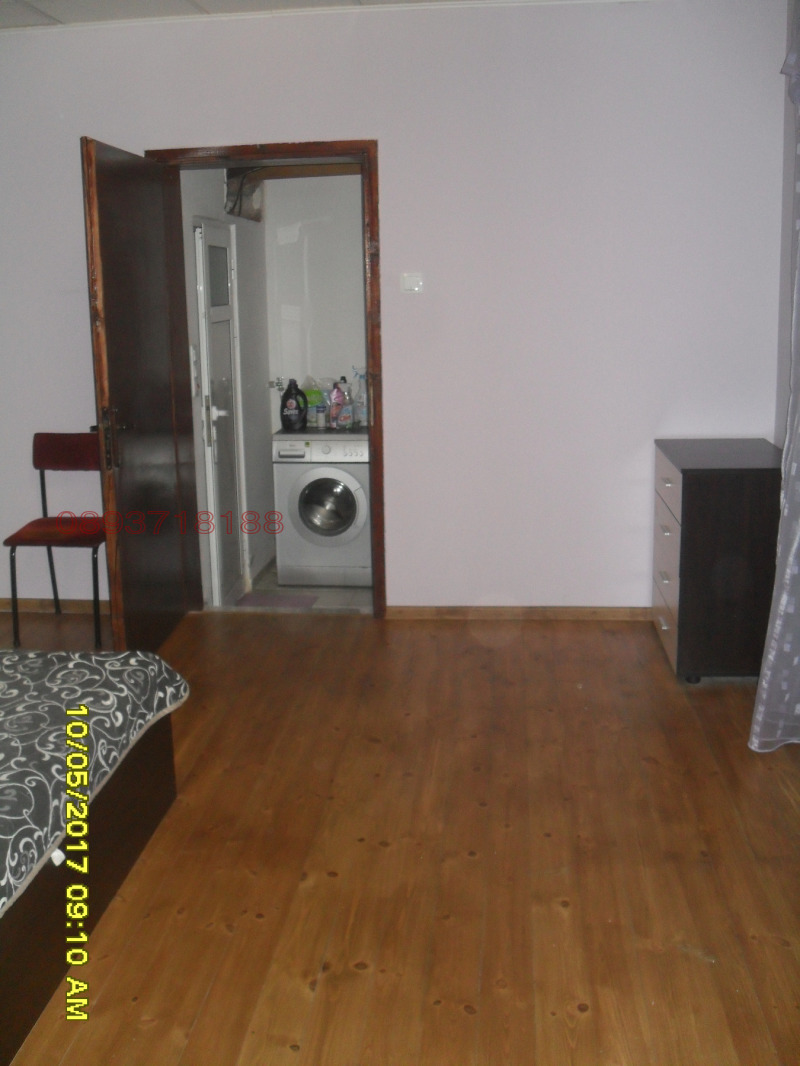 Продава КЪЩА, гр. Русе, Захарна фабрика, снимка 3 - Къщи - 53490148