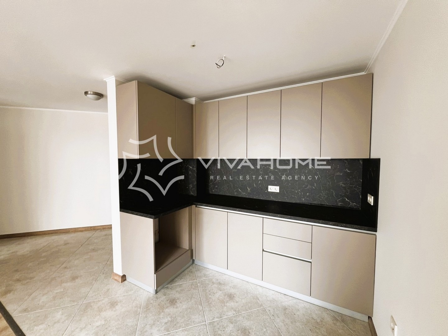 Продава 2-СТАЕН, гр. Варна, Виница, снимка 2 - Апартаменти - 48296666